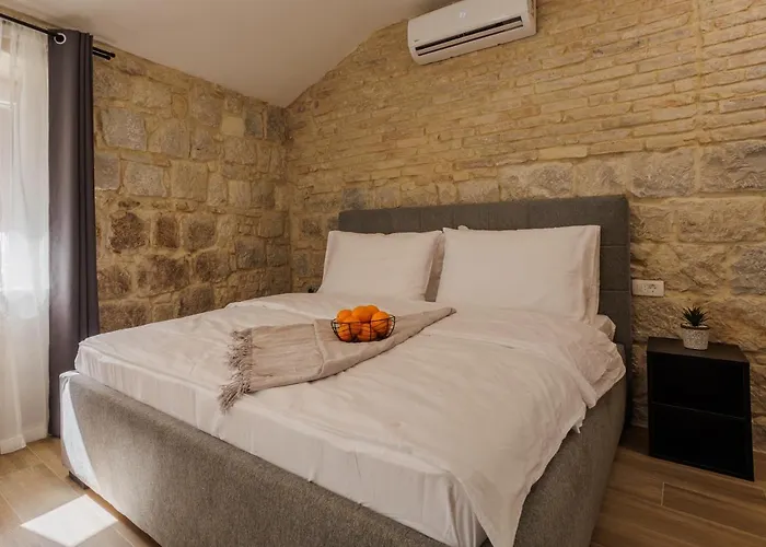 Piritus Διαμέρισμα Σπλιτ