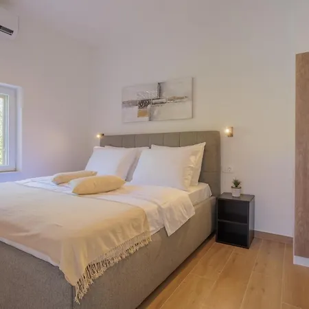 Piritus アパート スプリト